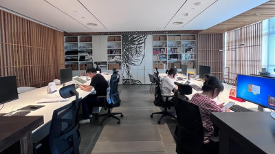 加拿大国际广播电台-装上班以维持颜面的中国年轻人