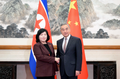 联合早报-朝外长访华或为中国高层赴平壤阅兵铺路