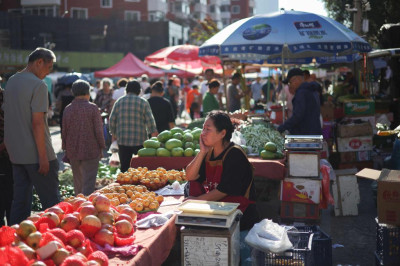 联合早报-中国反内卷初见成效但需求仍不足　物价料持续低迷