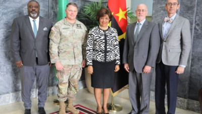 半岛电视台-争夺非洲美国寻求缩小与中国之间的差距