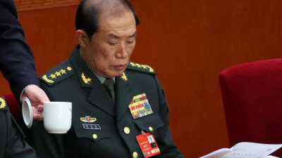 半岛电视台-中国在最新反腐行动中开除多名高级军官