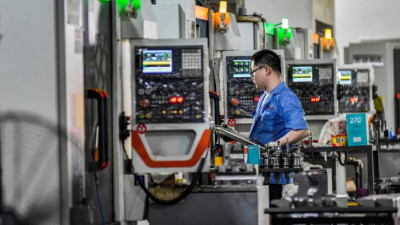 半岛电视台-中国能否成功避免重蹈日本经济衰退的覆辙