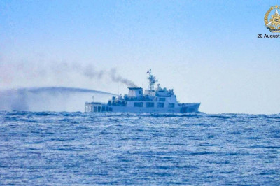 联合早报-中国拖船出现在第二托马斯礁 菲律宾不担心坐滩军舰被拖走