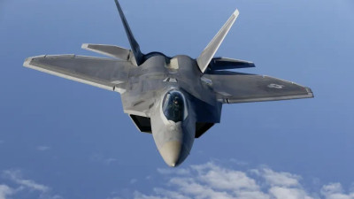 半岛电视台-中国将如何防范F-35和F-22的隐形能力