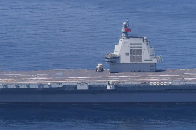 联合早报-福建舰过台湾海峡赴南中国海训练 学者称入列前最后一次海试