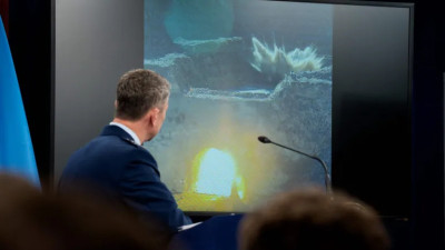 半岛电视台-美国对伊朗的打击以及对中国发出的信息