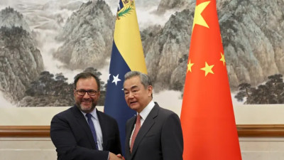 半岛电视台-中国会出手相助委内瑞拉吗