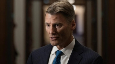 加拿大国际广播电台-基础设施部长罗伯逊谈及BC渡轮中国合同购买加拿大货政策需改进