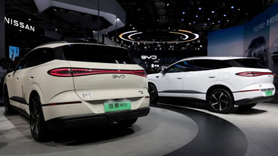 半岛电视台-中国如何在汽车行业上超越美国和欧洲