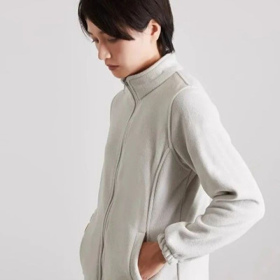 百元硬抗狂风，暴雨不湿身