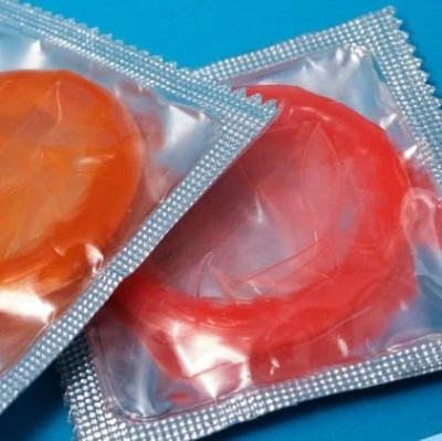 安全套又出新花样，遇到病毒就变色？