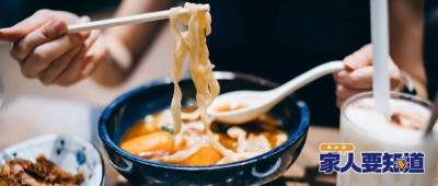 “睡前吃夜宵”和“饿肚子睡觉”，哪个危害更大？