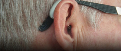 一直被头痛、恶心等症状折磨，原因竟是脑子漏水漏了20年