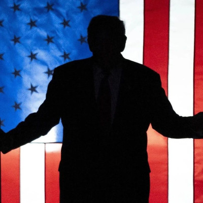 “无论结果如何，美国人都将创造历史”