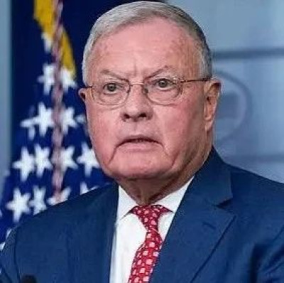 特朗普宣布特使人选，主张谈判解决