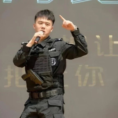 靠颜值也能救人？网友：体会到“颜值即正义”了