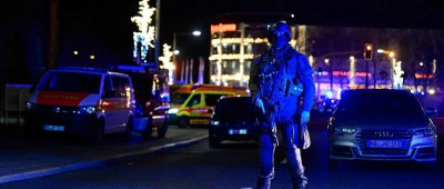 马斯克喊话朔尔茨：“立即辞职！”