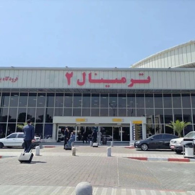 伊朗宣布暂停所有航班