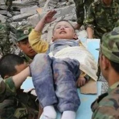 张维为：面对灾难，有几种现象可谓中国独有