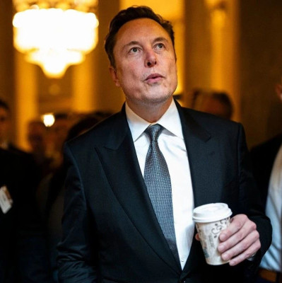 大反转！马斯克突然对他翻脸