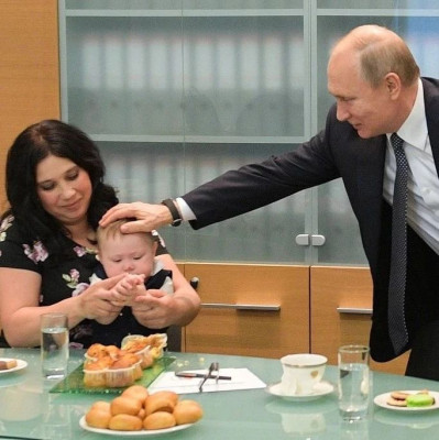 出生率创新低，