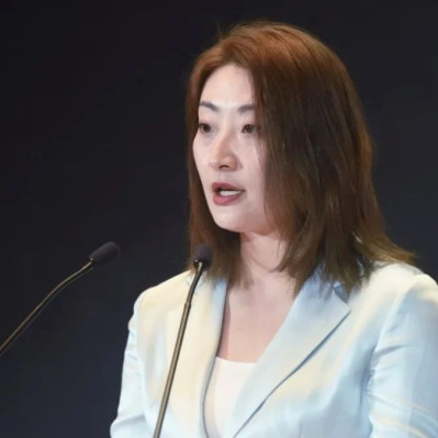 女首富，终于换人了