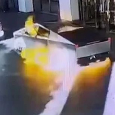 特朗普酒店前特斯拉皮卡爆炸，马斯克发声