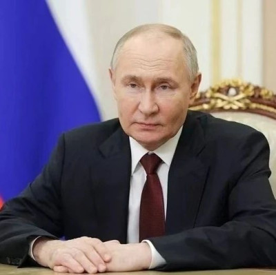 普京签署2025年预算法案，支出将达41万亿卢布