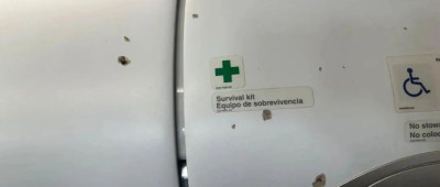 突发！客机遭枪击，美使馆发安全警告