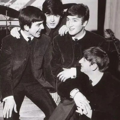 上千的“皮尔卡丹”休闲裤，今天99元