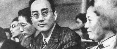 某官媒对2025年的神预测，让人背脊发凉…