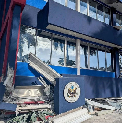 美方：使馆在地震中严重受损