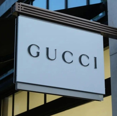 主管电商的GUCCI中国数字部副总裁离职，上任仅一年有余｜36氪独家