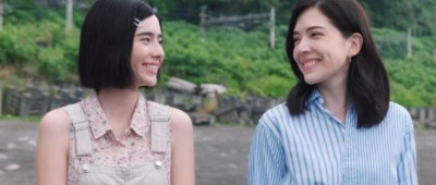 “全女”，一夜翻车