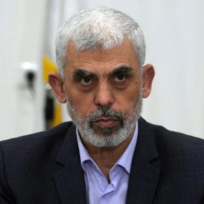 辛瓦尔与儿子通信曝光