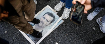 叙利亚反对派攻入首都，总统阿萨德放弃职位，他为何没有拼命抵抗？