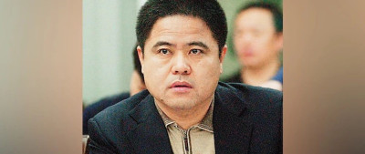 “外逃副市长涉案超31亿”细节：500万现金用拉杆箱转移