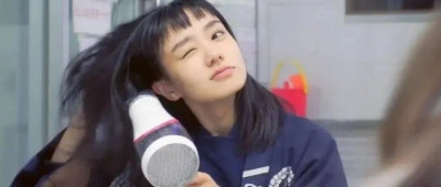 蜂花翻车，但这一次没有人帮它翻红