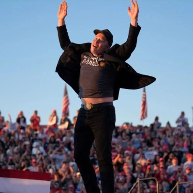 马斯克“炮口”对准美联储