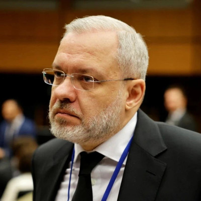 乌部长点评：“历史性事件”