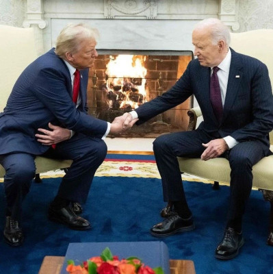 “拜登和特朗普，假装喜欢对方29秒”