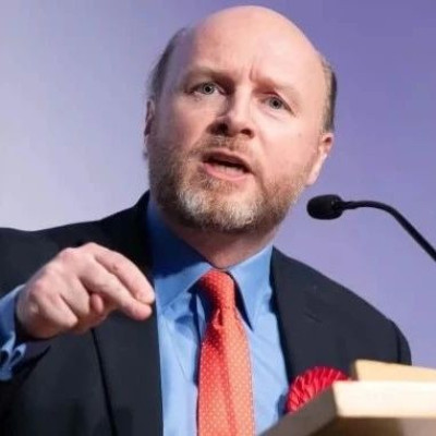 英国有人怕了，还想拿中国