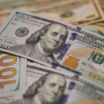 “试图搞垮俄罗斯”，美媒记者揭秘