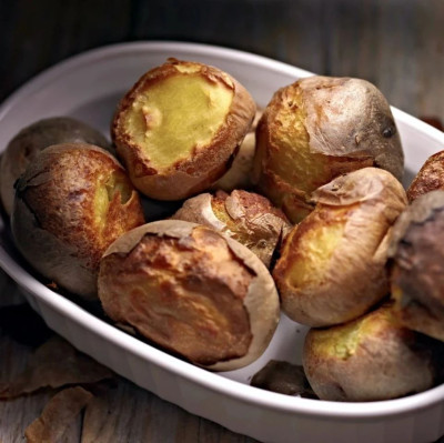 9.9元自助烤土豆，围攻北上广