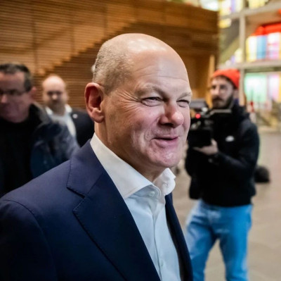 事关连任，朔尔茨机会来了