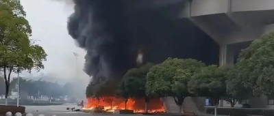 无人机失控撞向构筑物后起火，官方通报