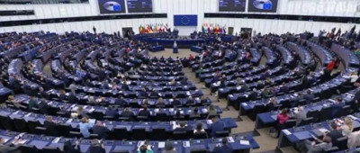 他发完言，欧洲议会竟响起这首歌……