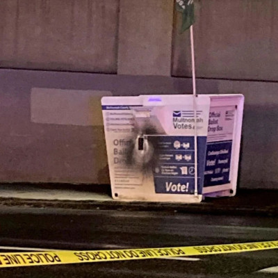 多个大选投票箱遭纵火，美国警方回应