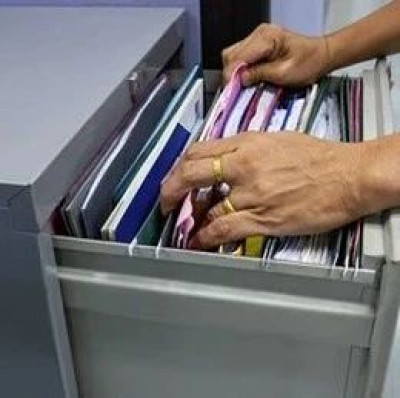 出卖国家机密获利百万，一涉密单位人员被判无期