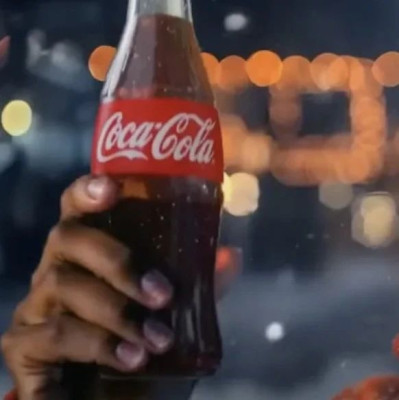 可口可乐全AI广告，只有30s，却给人留下终生阴影